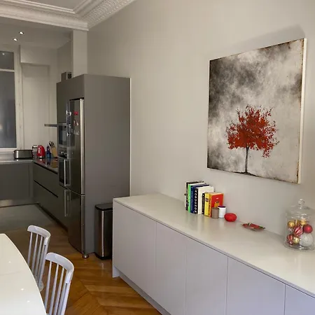 De Standing Apartment Paris
