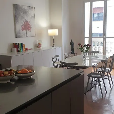 De Standing Apartment Paris
