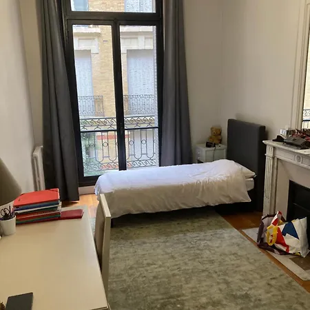 De Standing Paris