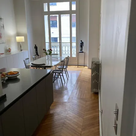 Apartment De Standing